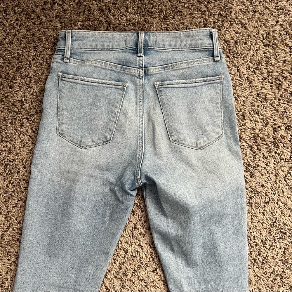 A&F Light Blue Women's Jeans - Picture 6 of 10
